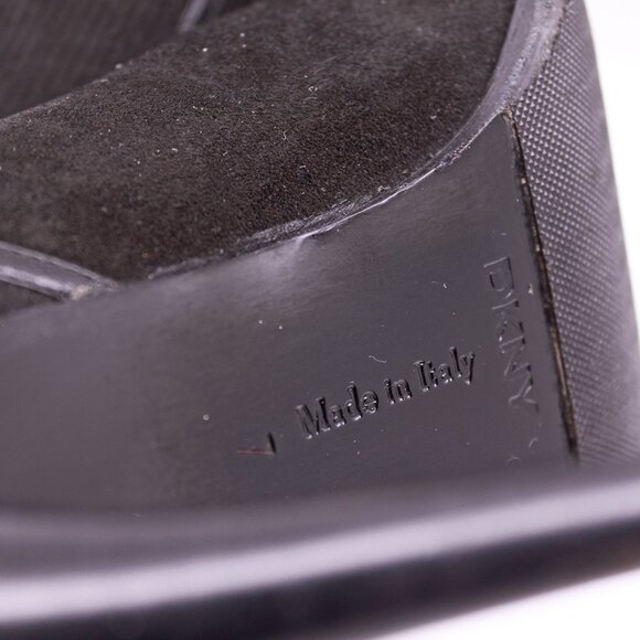 DKNY Black Stiletto Kilt Pointed Toe Pumps - Picture 11 of 12